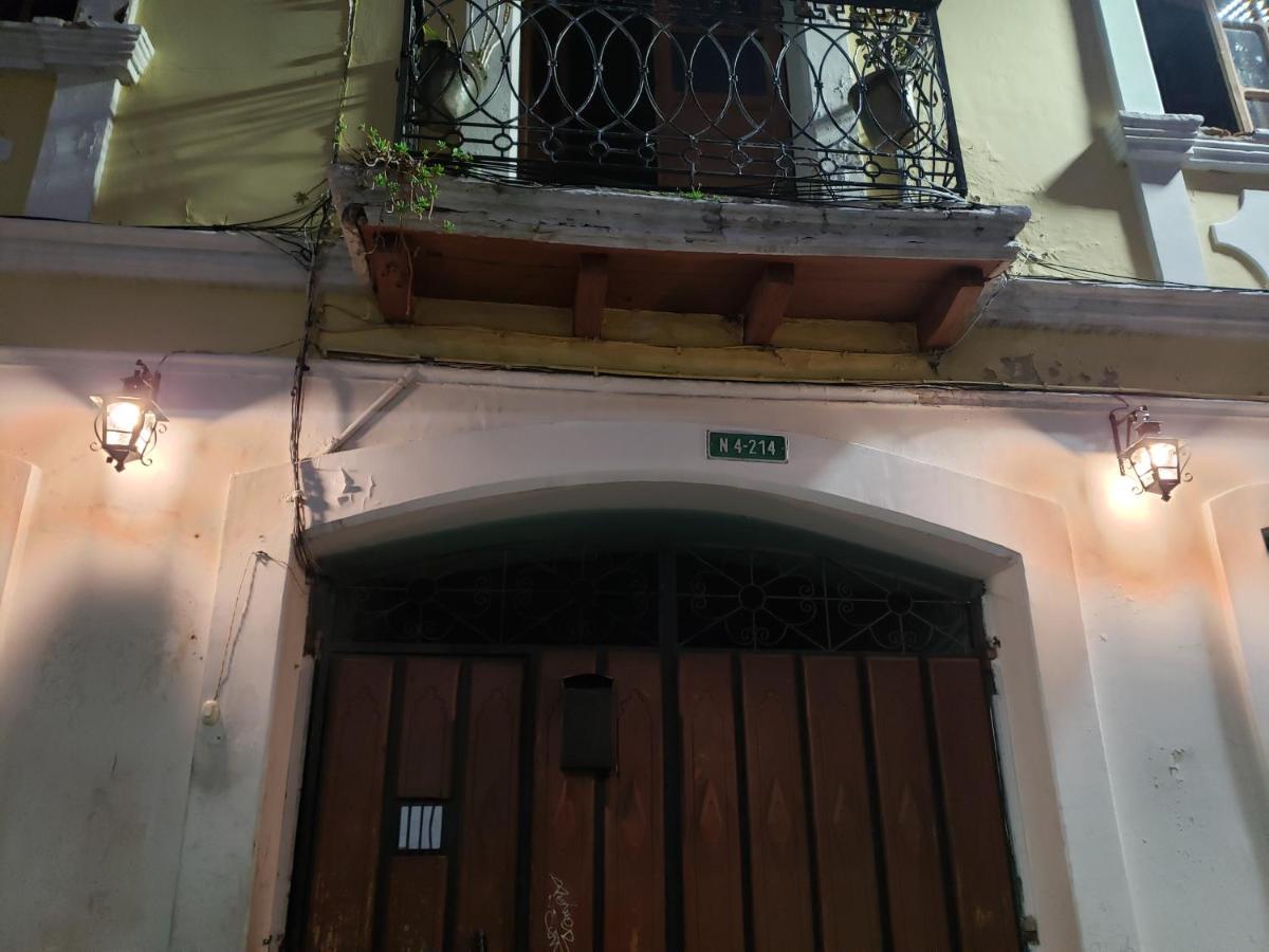 Casa Vieja Del Centro Historico Apartment Кито Екстериор снимка